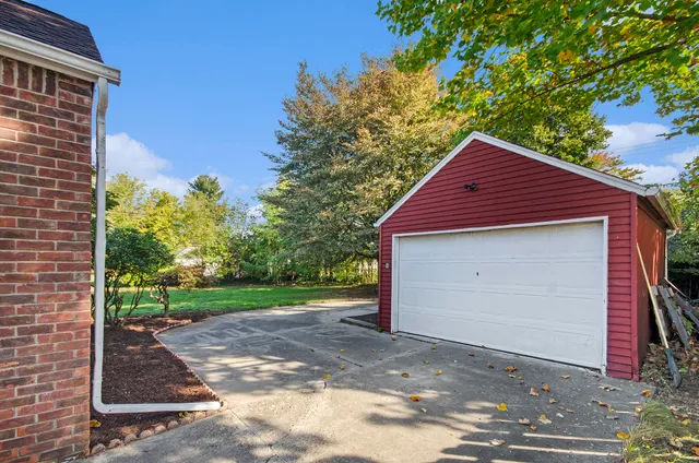 $295,000 | 127 Madelon Street, Belleville, MI 48111