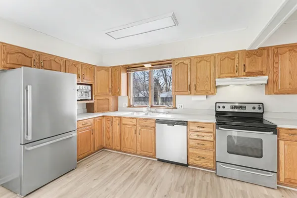 $300,000 | 127 Madelon Street, Belleville, MI 48111