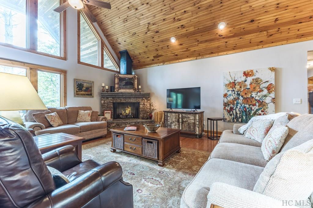 752 Found Forest Road Cashiers, NC 28717 - Photo 9 of 32 Gallery Image 9