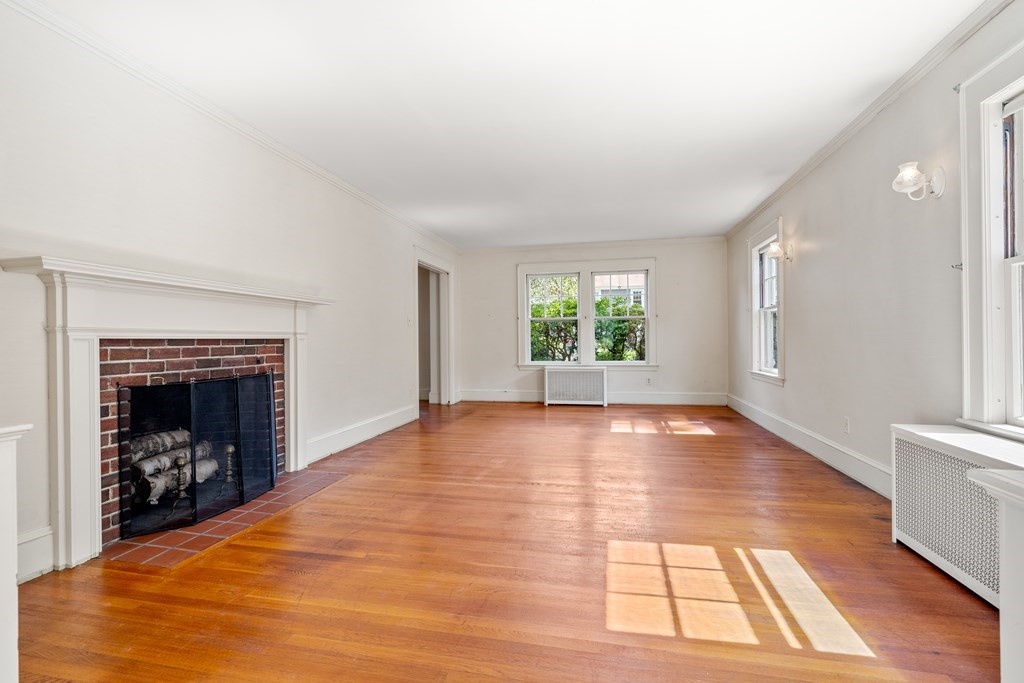 1 Conant Road Marblehead, MA 01945 - Photo 5 of 38 Gallery Image 5