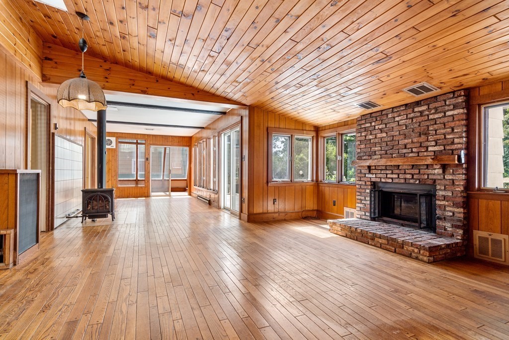 1 Conant Road Marblehead, MA 01945 - Photo 9 of 38 Gallery Image 9