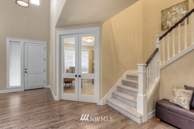 211 239th Street Southeast Bothell, WA 98021 - Photo 3 of 24