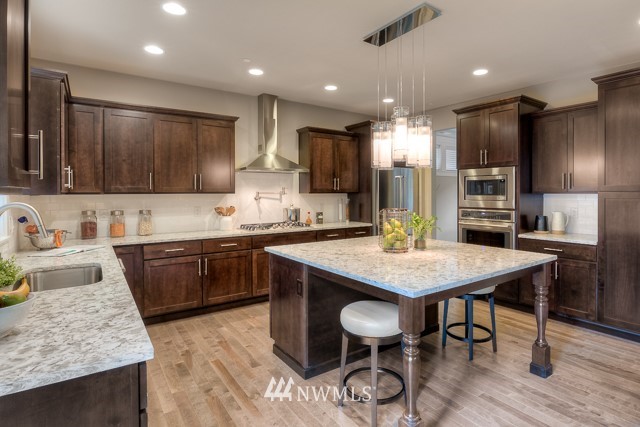 211 239th Street Southeast Bothell, WA 98021 - Photo 7 of 24