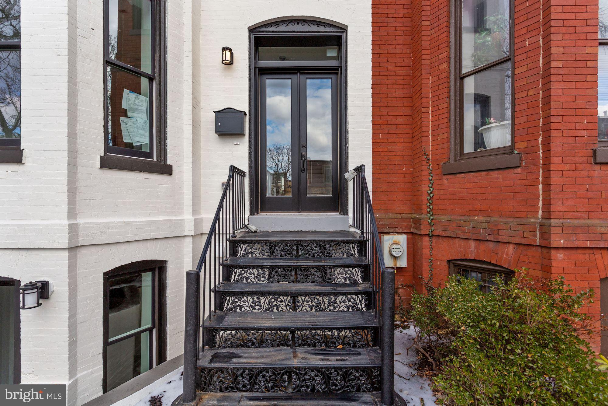1328 Riggs Street Northwest Washington, DC 20009 - Photo 4 of 51 Gallery Image 4