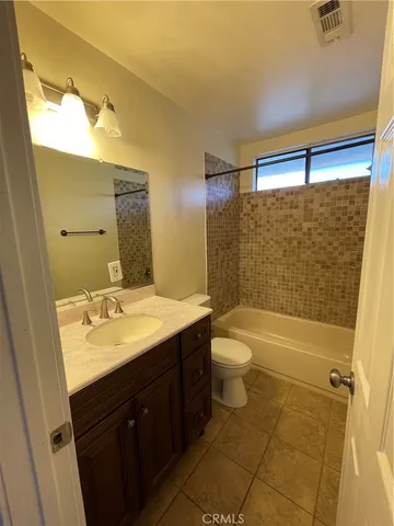 $2,500 | 208 West Olive Avenue, Unit B, La Habra, CA 90631