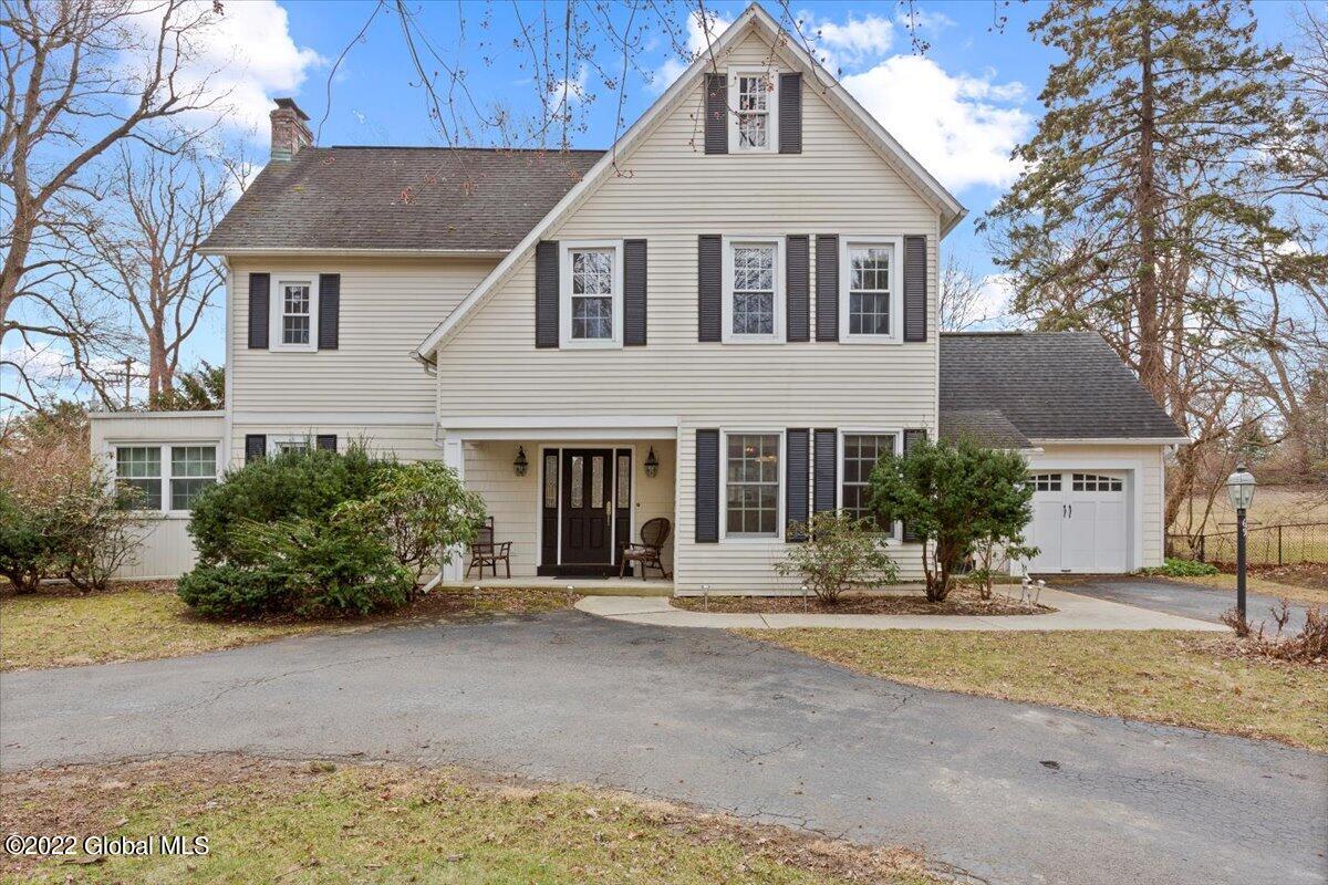 69 Upper Loudon Road Colonie, NY 12211 - Photo 1 of 30 06-MW2_4342