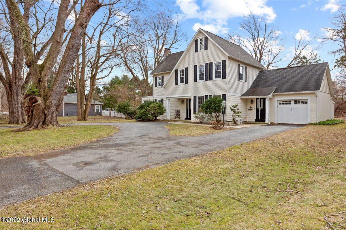 69 Upper Loudon Road Colonie, NY 12211 - Photo 27 of 30 05-MW2_4348