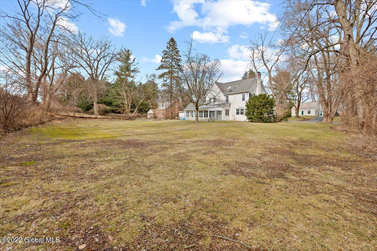 69 Upper Loudon Road Colonie, NY 12211 - Photo 28 of 30 04-MW2_4357
