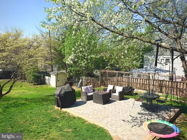 $4,500 | 2916 Meadow Lane, Falls Church, VA 22042