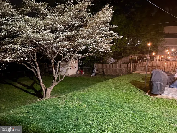 $4,500 | 2916 Meadow Lane, Falls Church, VA 22042