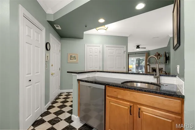 $235,000 | 13115 Mill Crossing Court, Unit 101, St. Louis, MO 63141