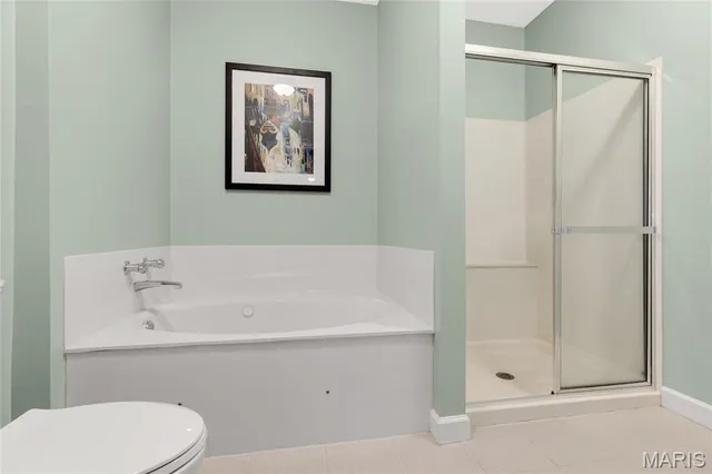 $235,000 | 13115 Mill Crossing Court, Unit 101, St. Louis, MO 63141