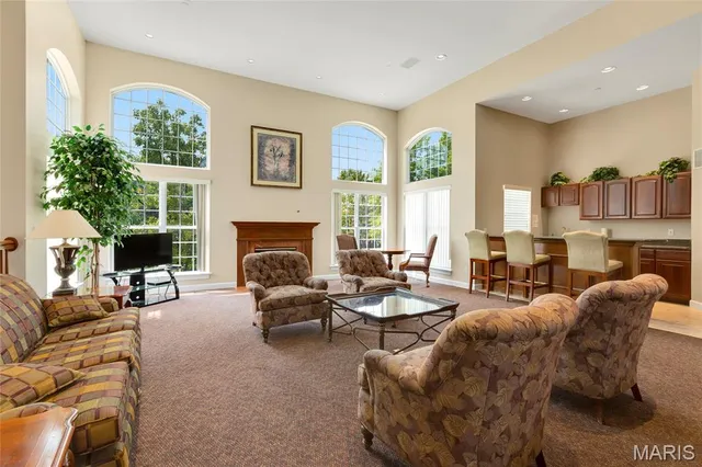 $235,000 | 13115 Mill Crossing Court, Unit 101, St. Louis, MO 63141