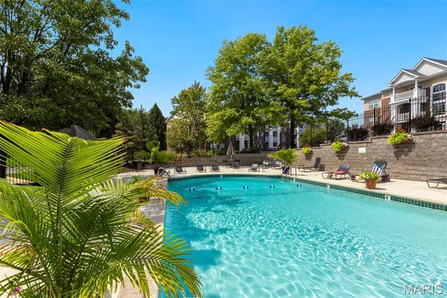 $235,000 | 13115 Mill Crossing Court, Unit 101, St. Louis, MO 63141