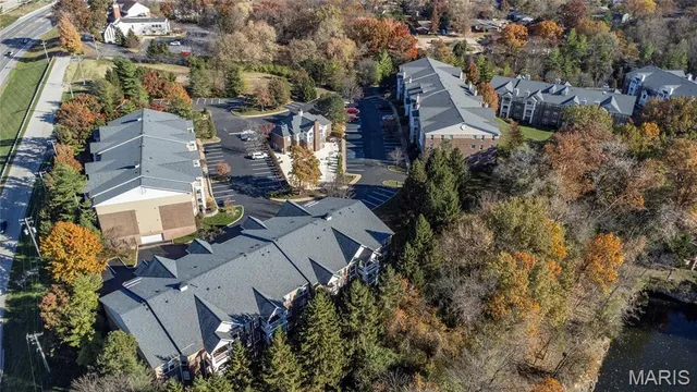$235,000 | 13115 Mill Crossing Court, Unit 101, St. Louis, MO 63141