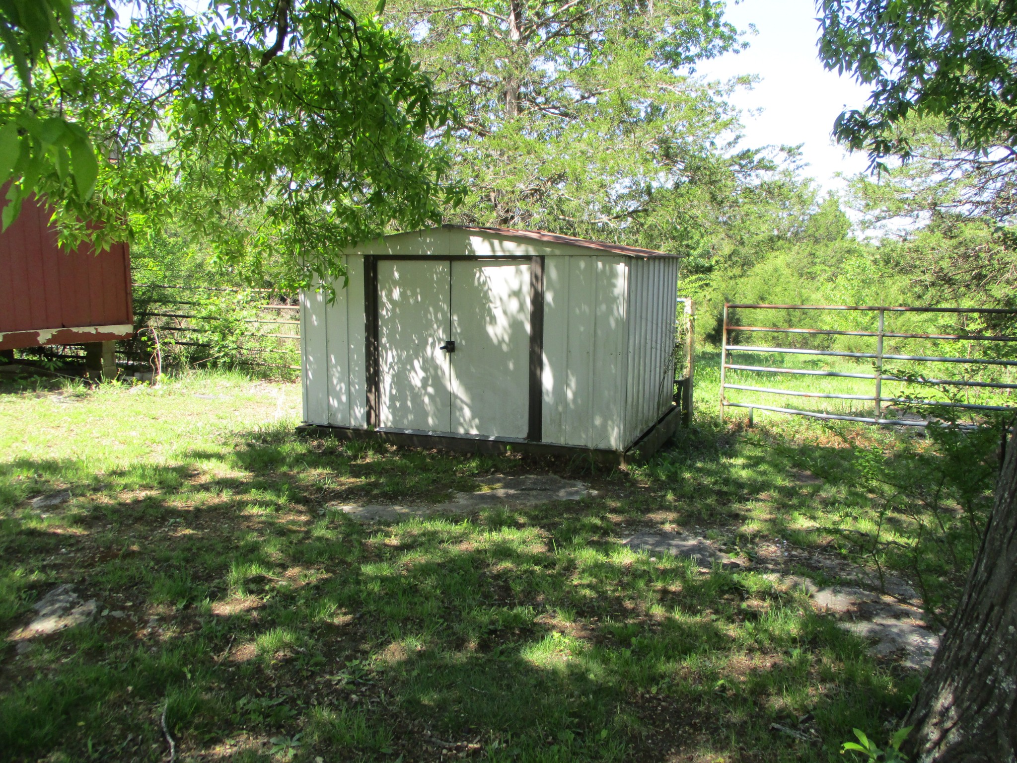 2080 North Commerce Road Lebanon, TN 37090 - Photo 35 of 40 a view of outdoor space and yard