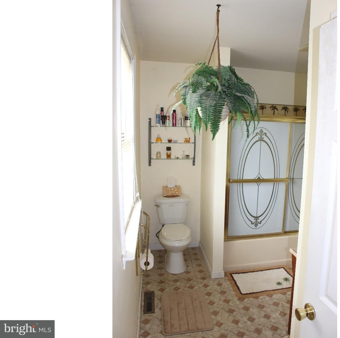 74 Compass Road Parkesburg, PA 19365 - Photo 12 of 15 Bathroom