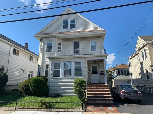 $3,150 | 36 Golden, Unit 1, Medford, MA 02155