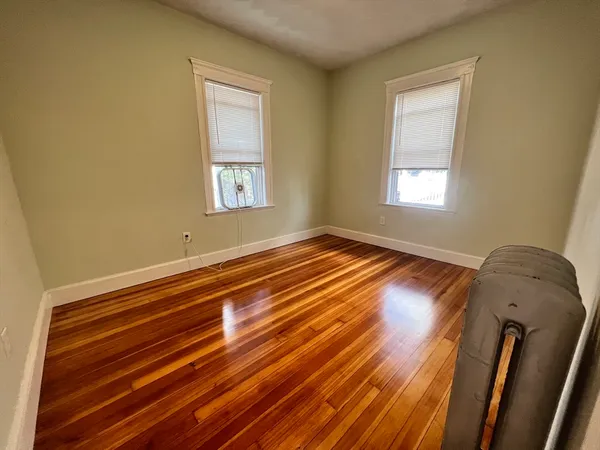 $3,150 | 36 Golden, Unit 1, Medford, MA 02155