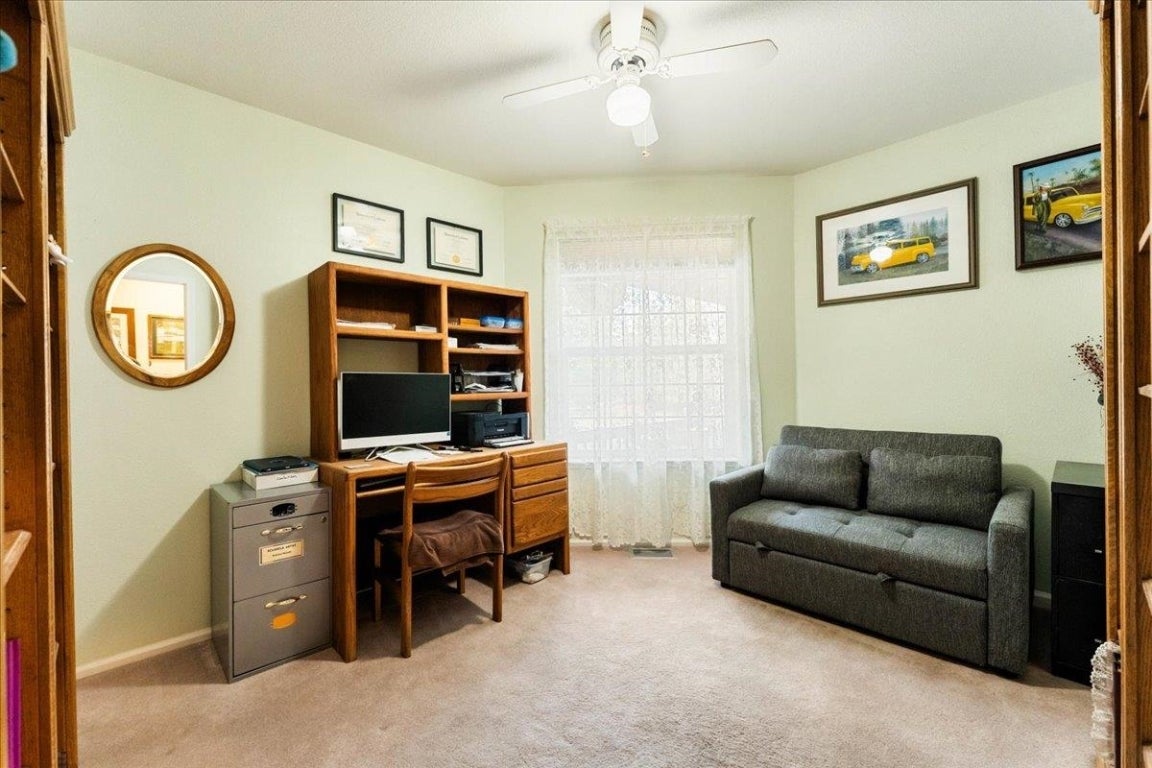 4900 North Old Stage Road Mount Shasta, CA 96067 - Photo 21 of 32 Gallery Image 21