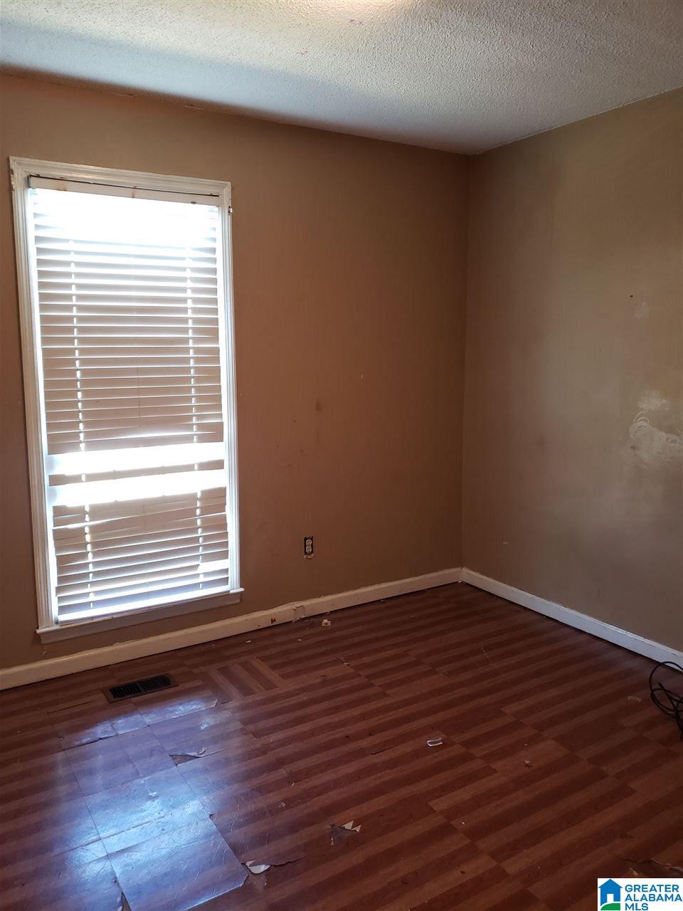 1023 Thompson Road Alabaster, AL 35007 - Photo 2 of 8