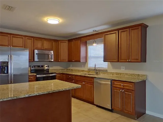 $2,589 | Undisclosed Address, Largo, FL 33771