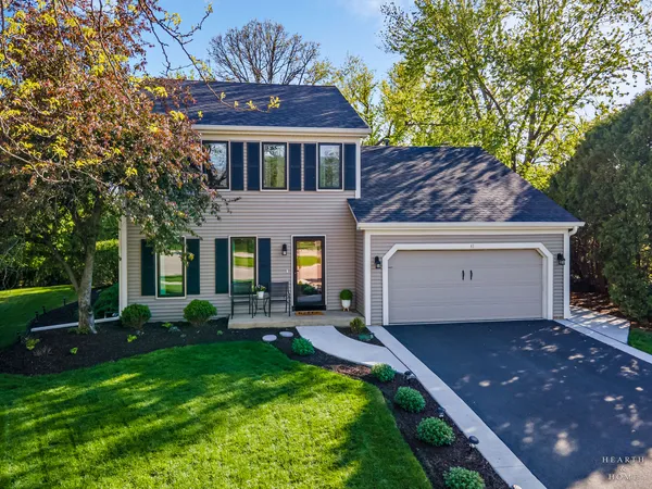 $459,900 | 41 Manchester Court, Fox River Grove, IL 60021
