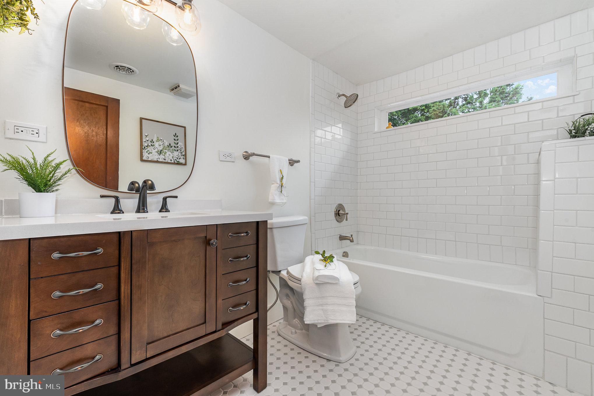 211 York Road Carlisle, PA 17013 - Photo 21 of 33 Gallery Image 21