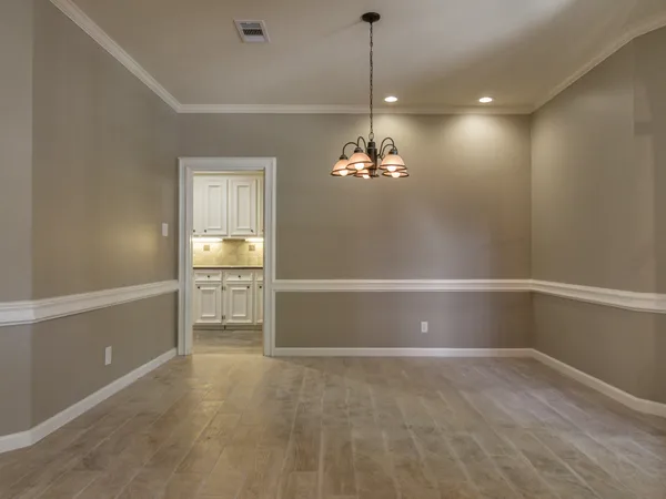 $2,395 | 11519 Aspenway Drive, Houston, TX 77070