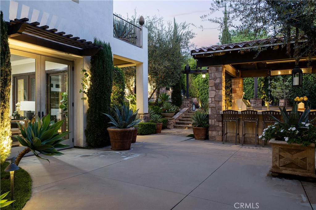 9981 Foxrun Road North Tustin, CA 92705 - Photo 22 of 33