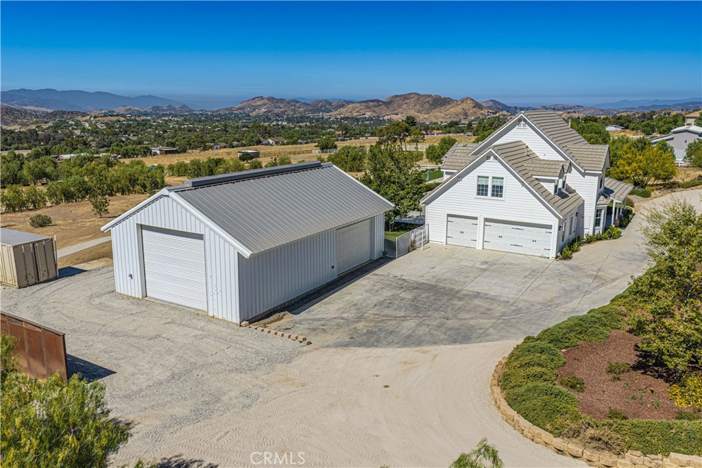 9248 Hierba Road Agua Dulce, CA 91390 - Photo 4 of 68
