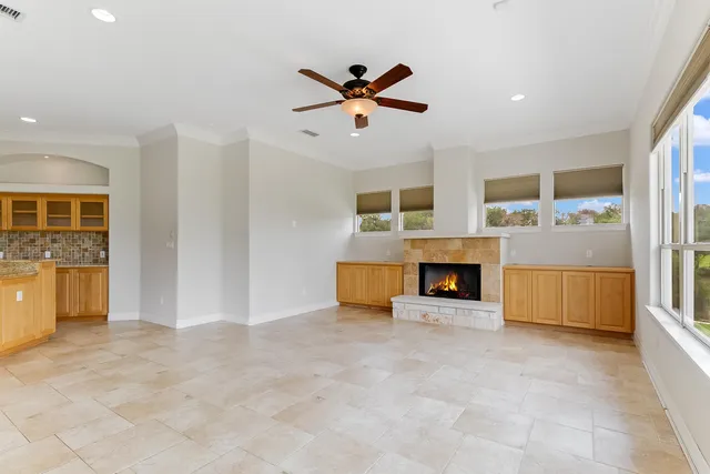 $895,000 | 100 Palm Cove, Buchanan Dam, TX 78609