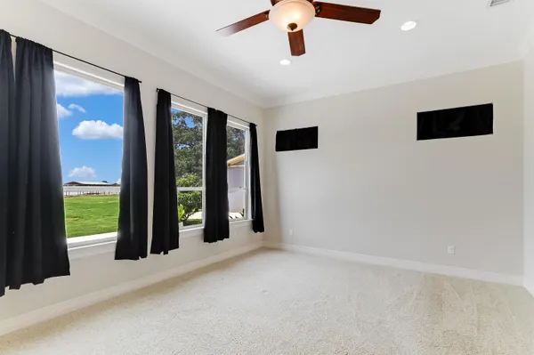 $885,000 | 100 Palm Cove, Buchanan Dam, TX 78609