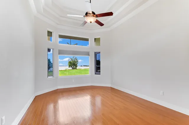 $895,000 | 100 Palm Cove, Buchanan Dam, TX 78609