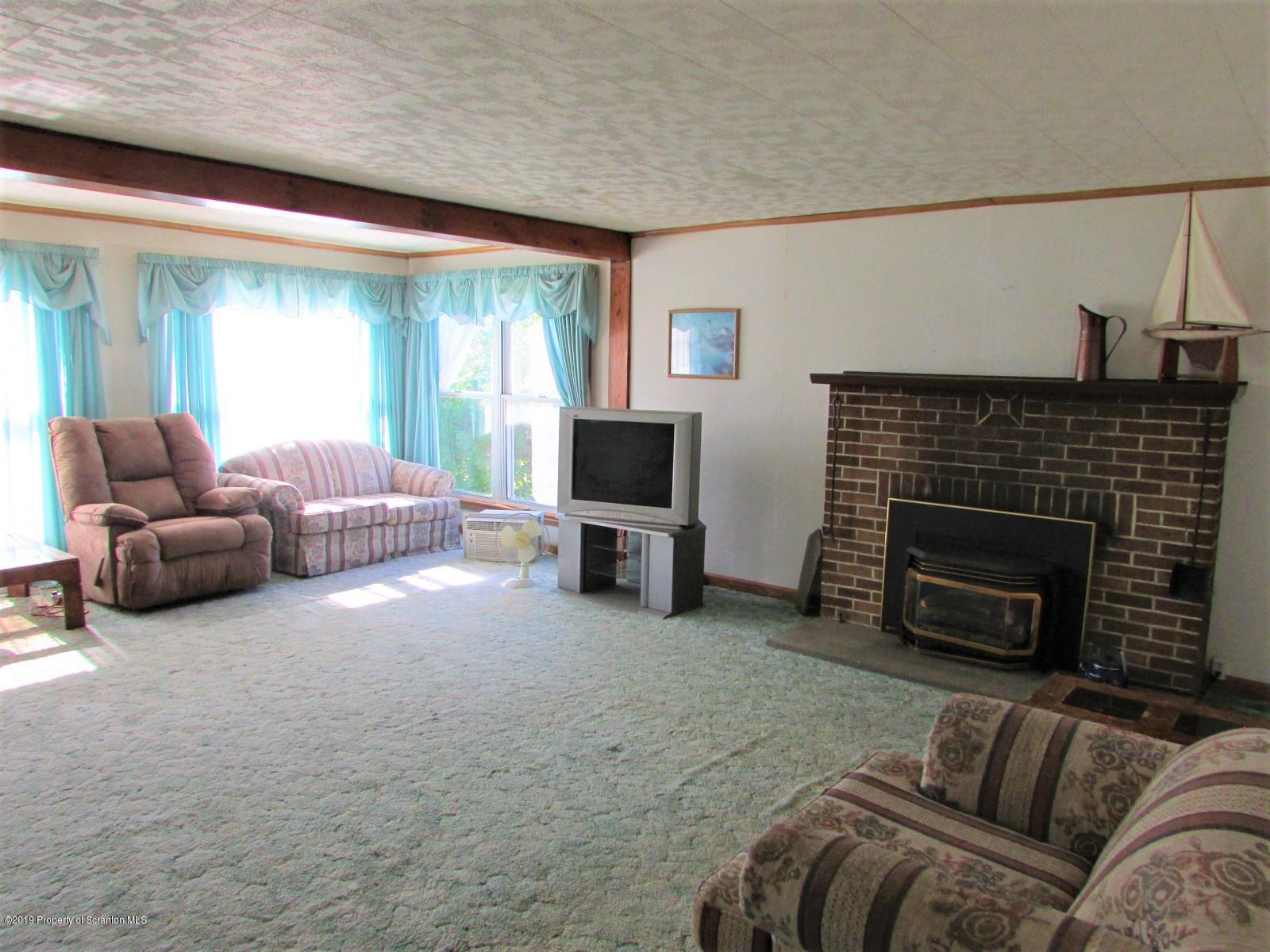 189 Scott Road Montrose, PA 18801 - Photo 13 of 35 Gallery Image 13