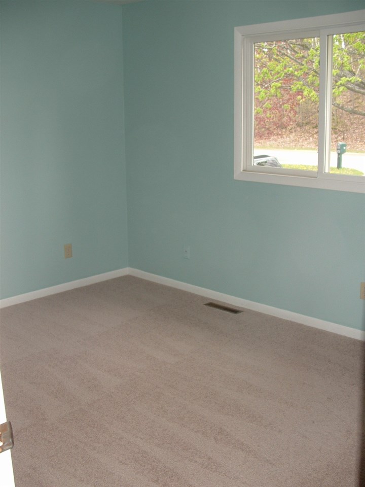 1253 Smith Road Traverse City, MI 49696 - Photo 10 of 27 1816362-9.JPG