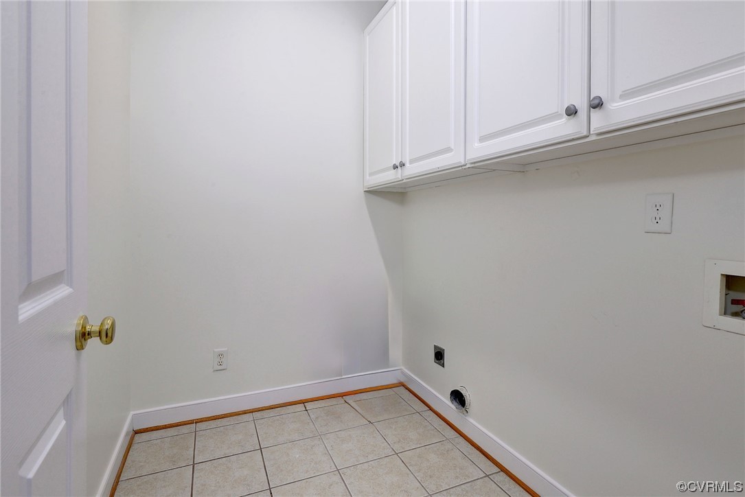 5531 Scotsview Drive Providence Forge, VA 23140 - Photo 19 of 42 a view of an empty room