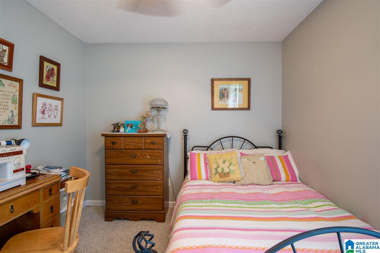 102 Twin Lakes Road Trussville, AL 35173 - Photo 20 of 38