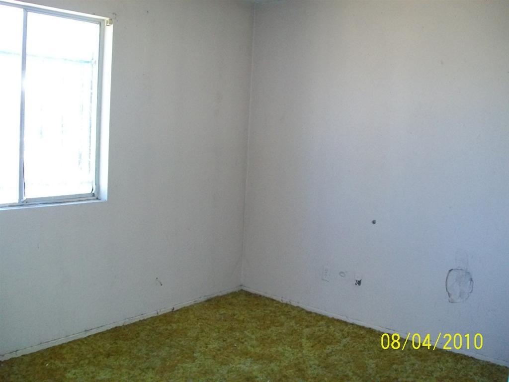 4731 East Apollo Road Phoenix, AZ 85042 - Photo 8 of 10 h