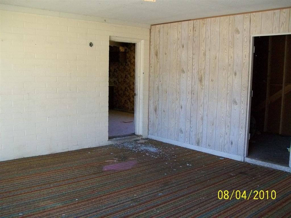 4731 East Apollo Road Phoenix, AZ 85042 - Photo 10 of 10 j
