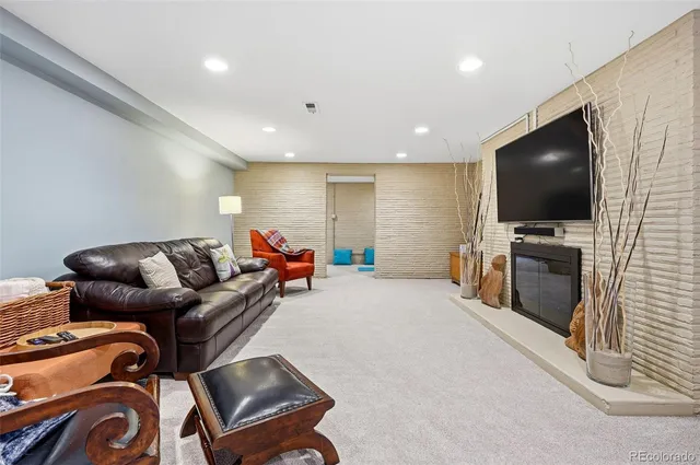 $1,195,000 | 6631 East 5th Avenue, Denver, CO 80220