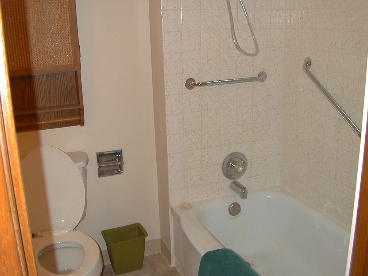 4523 North Evergreen Road Spokane Valley, WA 99216 - Photo 4 of 9 Gallery Image 4