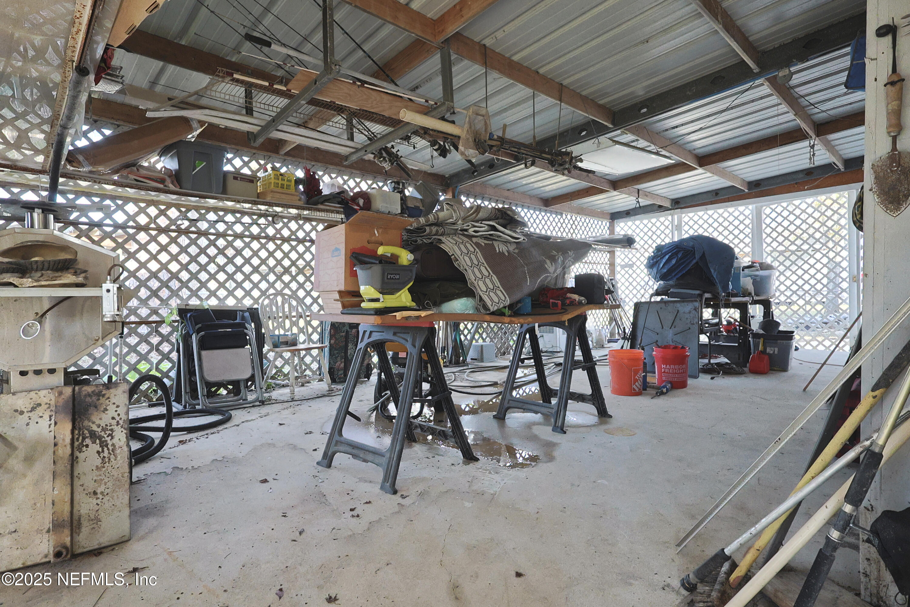 138 Edgewater Road Satsuma, FL 32189 - Photo 40 of 45 workshop