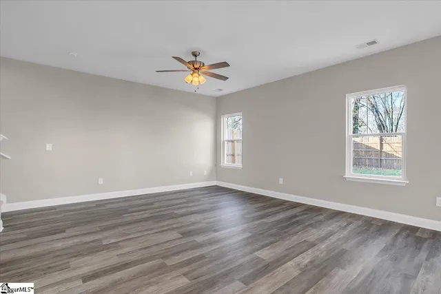 $325,000 | 110 West 4th Avenue, Easley, SC 29640