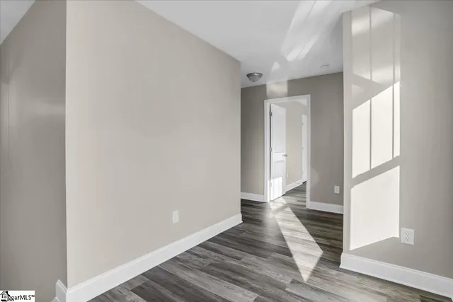 $325,000 | 110 West 4th Avenue, Easley, SC 29640