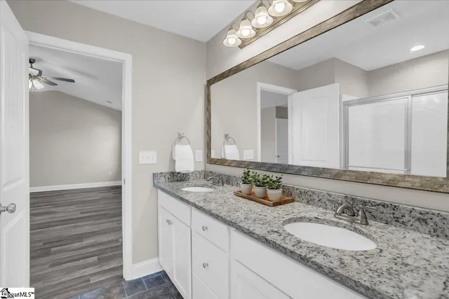 $325,000 | 110 West 4th Avenue, Easley, SC 29640