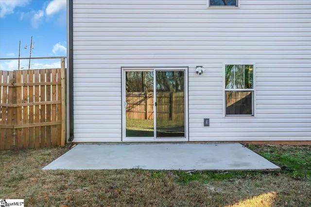 $325,000 | 110 West 4th Avenue, Easley, SC 29640