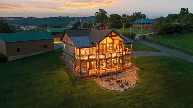 $1,550,000 | 3598 Sugar Tree Drive, Sevierville, TN 37862