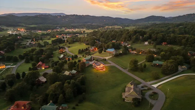 $1,550,000 | 3598 Sugar Tree Drive, Sevierville, TN 37862