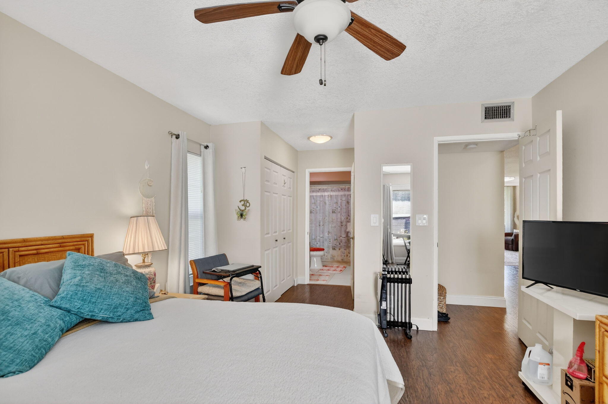 9215 Flynn Circle, Unit 8 Boca Raton, FL 33496 - Photo 18 of 41 Second Bedroom